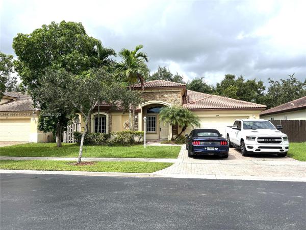 Estates At Mendicino, 984 NE 35th Ave, Homestead, Florida 33033, image 1