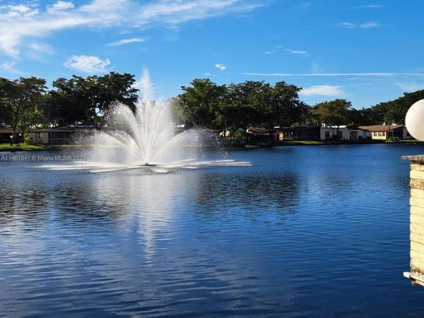 Villas At Carriage Hills Lakeside, 120 Briarwood Cir #4-2, Hollywood, Florida 33024, image 1