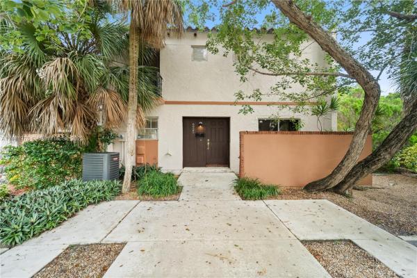 Lake Martha, 6925 Holly Rd #6925, Miami Lakes, Florida 33014, image 1