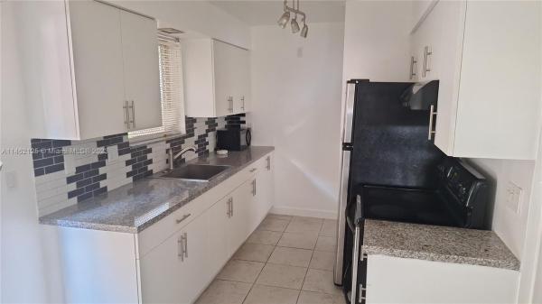 Coronet Manor, 2236 Taylor St #7, Hollywood, Florida 33020, image 1