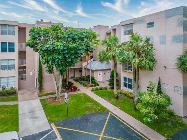 Orchid Tree Of Pine Island Ridge, 9481 Evergreen Pl #403, Davie, Florida 33324, image 1