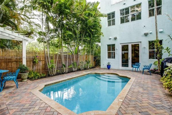 Utopia, 952 SW 7th St #952, Fort Lauderdale, Florida 33315, image 1