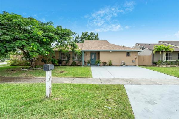 Oak Park, 12322 SW 203rd Ter, South Miami Heights, Florida 33177, image 1