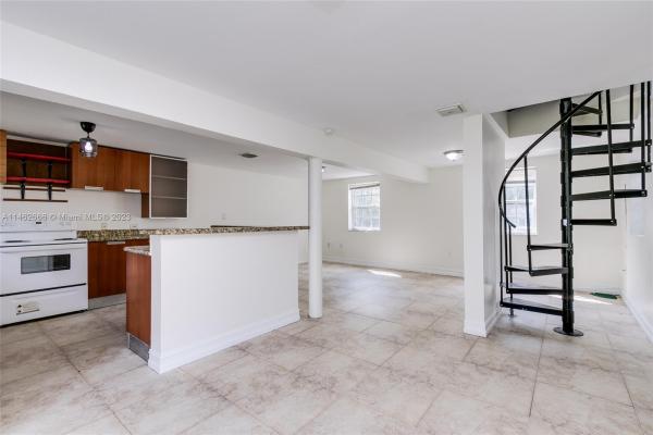 Fulford By The Sea, 1680 NE 168th St, North Miami Beach, Florida 33162, image 2