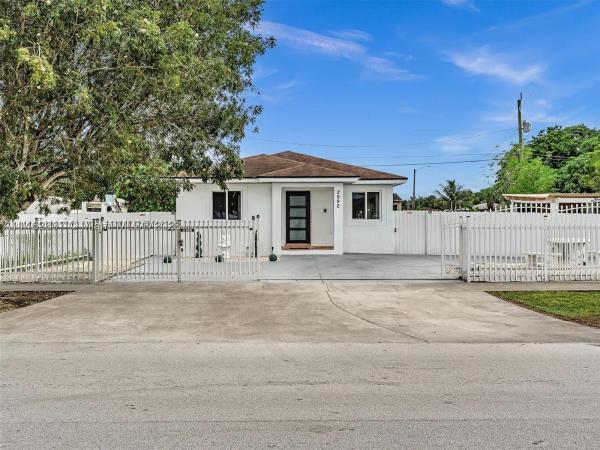 Pine Tree Park, 2990 NW 159th St, Miami Gardens, Florida 33054, image 1
