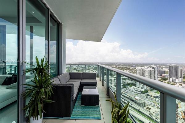 900 Biscayne Bay, 900 Biscayne Blvd #5012, Miami, Florida 33132, image 2
