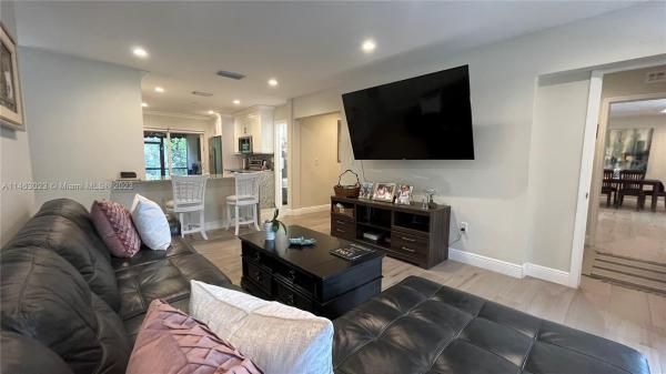 Golden Shores Ocean Boulevard Estates, Sunny Isles Beach, Florida 33160, image 1