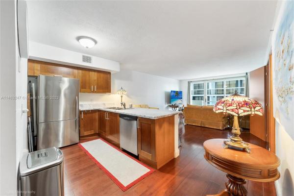 Spiaggia Ocean, 9499 Collins Ave #207, Surfside, Florida 33154, image 1