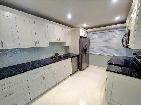 Plantation Royal, 6901 Cypress Rd #A15, Plantation, Florida 33317, image 1