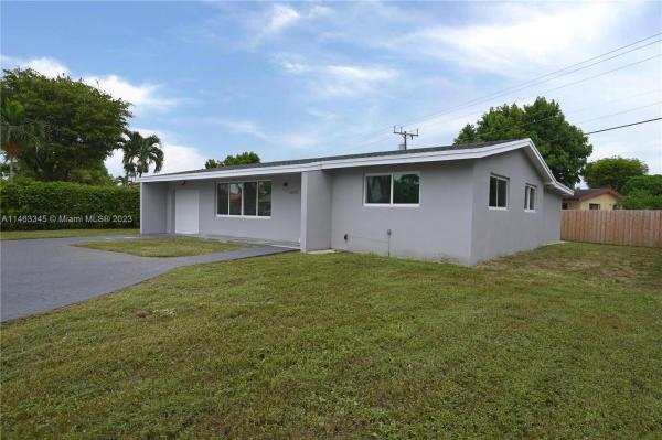 Miller Heights, 4645 SW 94th Ave, Olympia Heights, Florida 33165, image 2