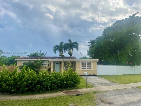 Glore Estates, 8400 SW 46th St, Olympia Heights, Florida 33155, image 1