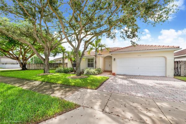 Laguna Ponds, 14212 SW 163rd St, Richmond West, Florida 33177, image 1