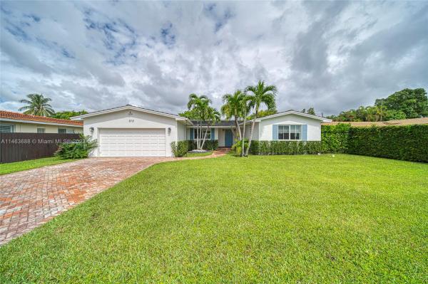 Marx Manor, 8731 SW 54th St, Olympia Heights, Florida 33165, image 1