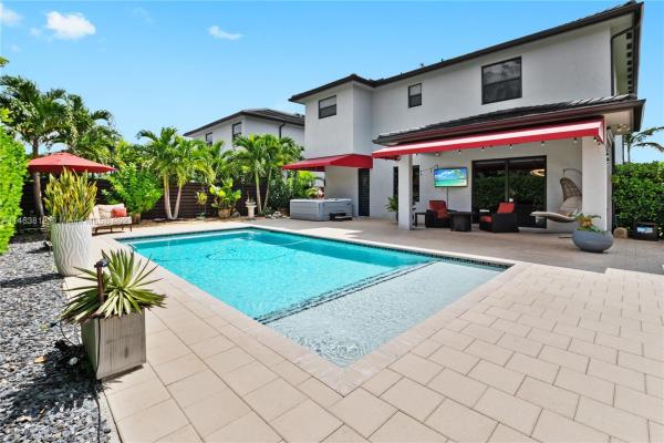 Satori, 8915 NW 161st Ter, Miami Lakes, Florida 33018, image 2