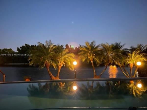 Orangebrook Golf Estates, 209 N 31st Ave, Hollywood, Florida 33021, image 1