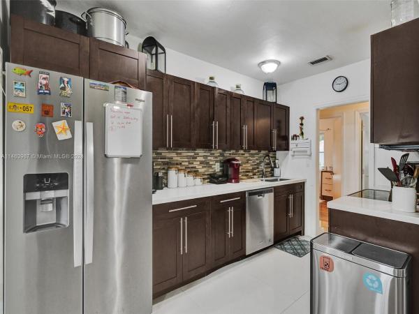 Fulford By The Sea, 1849 NE 176th St, North Miami Beach, Florida 33162, image 2