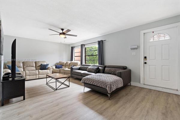 Valencia Village, 48 Matador Ln #5-23, Davie, Florida 33324, image 1