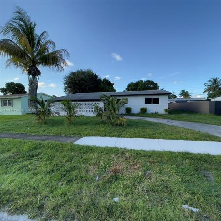 Scott Lake Manor, 1011 NW 181st St, Miami Gardens, Florida 33169, image 2
