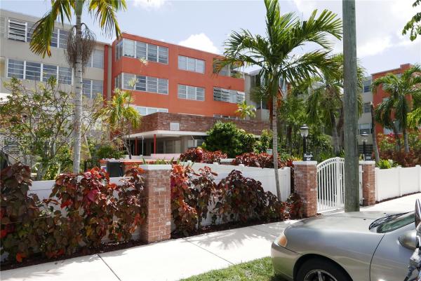 Chancellor Hall, 1850 NE 169th St #108, North Miami Beach, Florida 33162, image 1