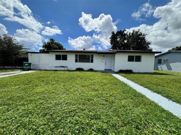 Berkeley Manor, 770 NW 179th St, Miami Gardens, Florida 33169, image 1