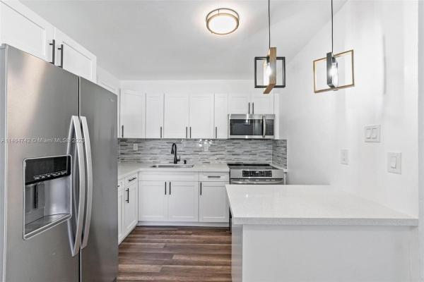 Dillard Park Estates, 1040 NW 23rd Ter, Fort Lauderdale, Florida 33311, image 1