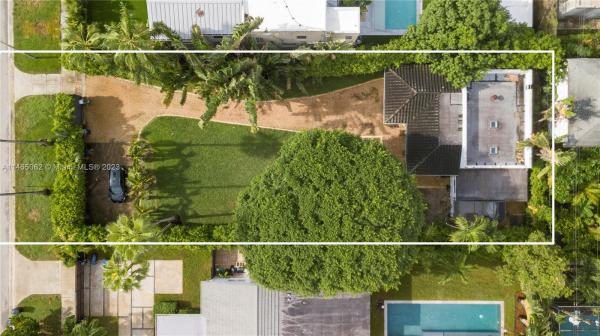 Mid Golf, 2094 Prairie Ave, Miami Beach, Florida 33139, image 1