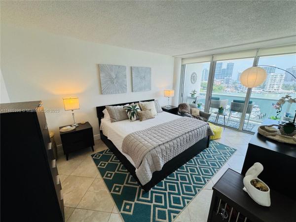 King Cole, 900 Bay Dr #616, Miami Beach, Florida 33141, image 1