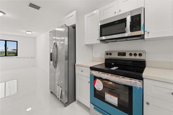Rockwood, 673 NW 14th St, Florida City, Florida 33034, image 1
