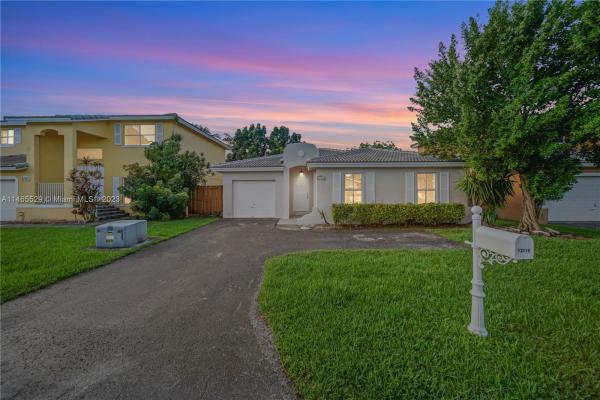 Biscayne Point South, 12116 SW 251st Ter, South Miami Heights, Florida 33032, image 1
