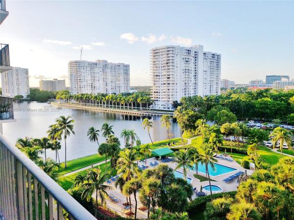 The Clipper At Biscayne Cove, 18151 NE 31st Ct #906, Aventura, Florida 33160, image 1