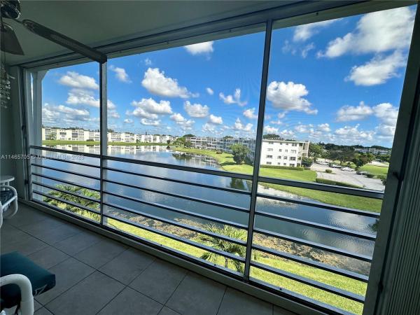 Harwood, 4052 E Harwood E #4052, Deerfield Beach, Florida 33442, image 1