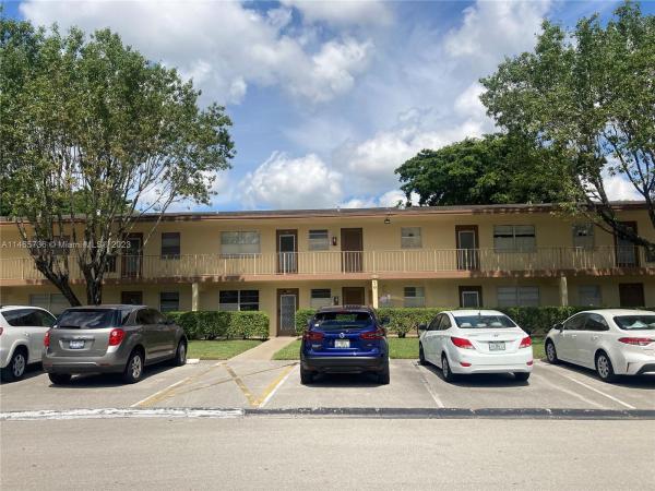 Oriole Gardens 3, 201 NW 76th Ave #204, Margate, Florida 33063, image 1