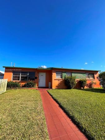 Colonial Homes, 3701 NW 170th St, Miami Gardens, Florida 33055, image 1