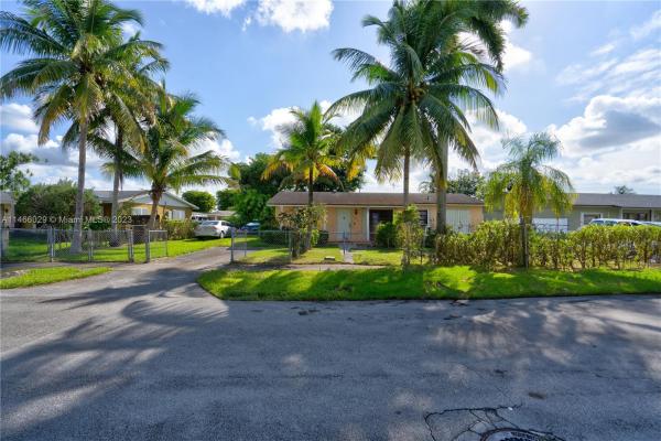 Richmond Heights Estates, 14275 SW 108th Ct, Kendall, Florida 33176, image 1