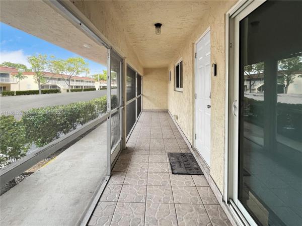 Bel-Aire, 5381 SW 40th Ave #104, Dania Beach, Florida 33314, image 1