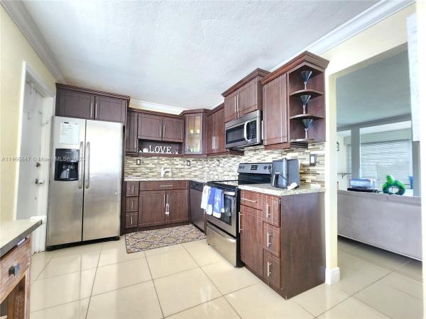 Plantation Royal, 6921 Cypress Rd #PH18, Plantation, Florida 33317, image 1
