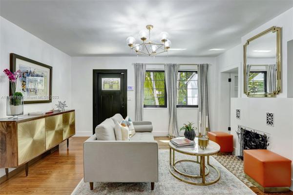 Welbon, 823 Monterey St., Coral Gables, Florida 33134, image 1