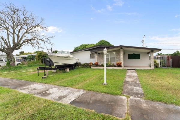 South Miami Heights Manor, 11931 SW 177th Ter, South Miami Heights, Florida 33177, image 2