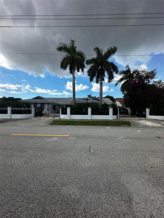 J G Heads Farms, 3690 SW 139th Ave, Tamiami, Florida 33175, image 1