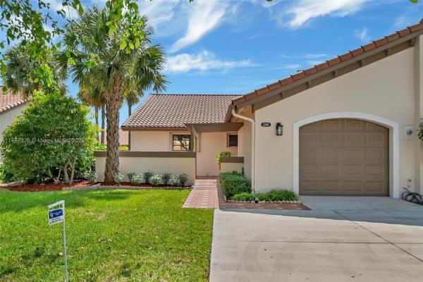 Kings Court West, 11346 SW 85th Ln, Kendall, Florida 33173, image 1