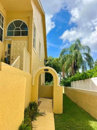 Cabana Bay Village, 2121 S Ocean Blvd #801, Lauderdale By The Sea, Florida 33062, image 1