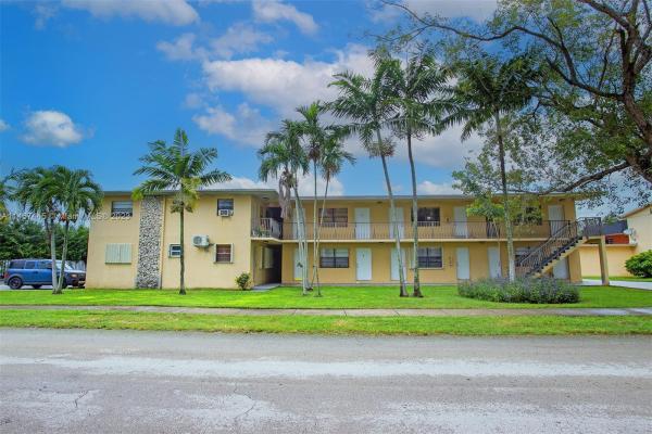 Ludlam Gardens, 4590 Ludlam Rd #18, Glenvar Heights, Florida 33155, image 1