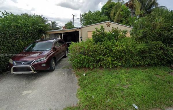Ridge Grove, 1057 Alto Rd, Lake Worth Beach, Florida 33462, image 1