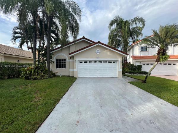 Tiffany Cove At Silver Lakes, 17611 SW 4th Ct, Pembroke Pines, Florida 33029, image 1