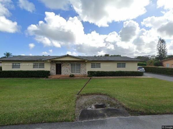 Delphi Villas, 10026 SW 126th St, Kendall, Florida 33176, image 1