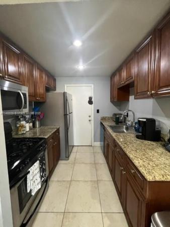 Venetian Gardens At Country Club Of Miami, 18101 NW 68th Ave #B207, Country Club, Florida 33015, image 1
