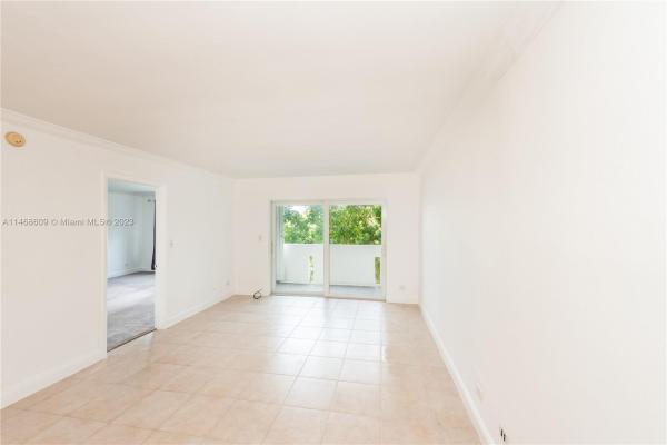 Blue Pelican, 300 Galen Dr #305, Key Biscayne, Florida 33149, image 1