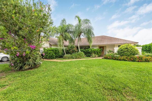 Indian Head At Loggers Run, 20871 Sugarloaf Ln, Boca Raton, Florida 33428, image 1