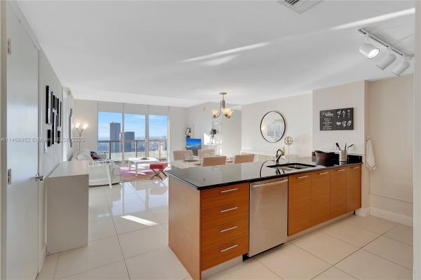 50 Biscayne, 50 Biscayne Blvd #3801, Miami, Florida 33132, image 1