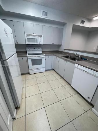 St Andrews At Nob Hill, 7980 N Nob Hill Rd #203, Tamarac, Florida 33321, image 1